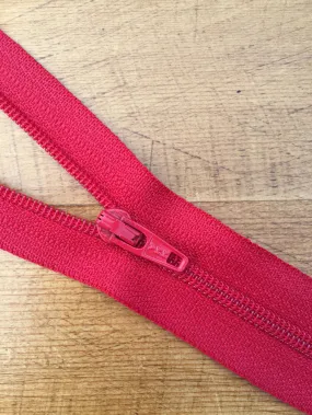 8"/20cm Nylon Skirt/Dress Zip - Red (519)