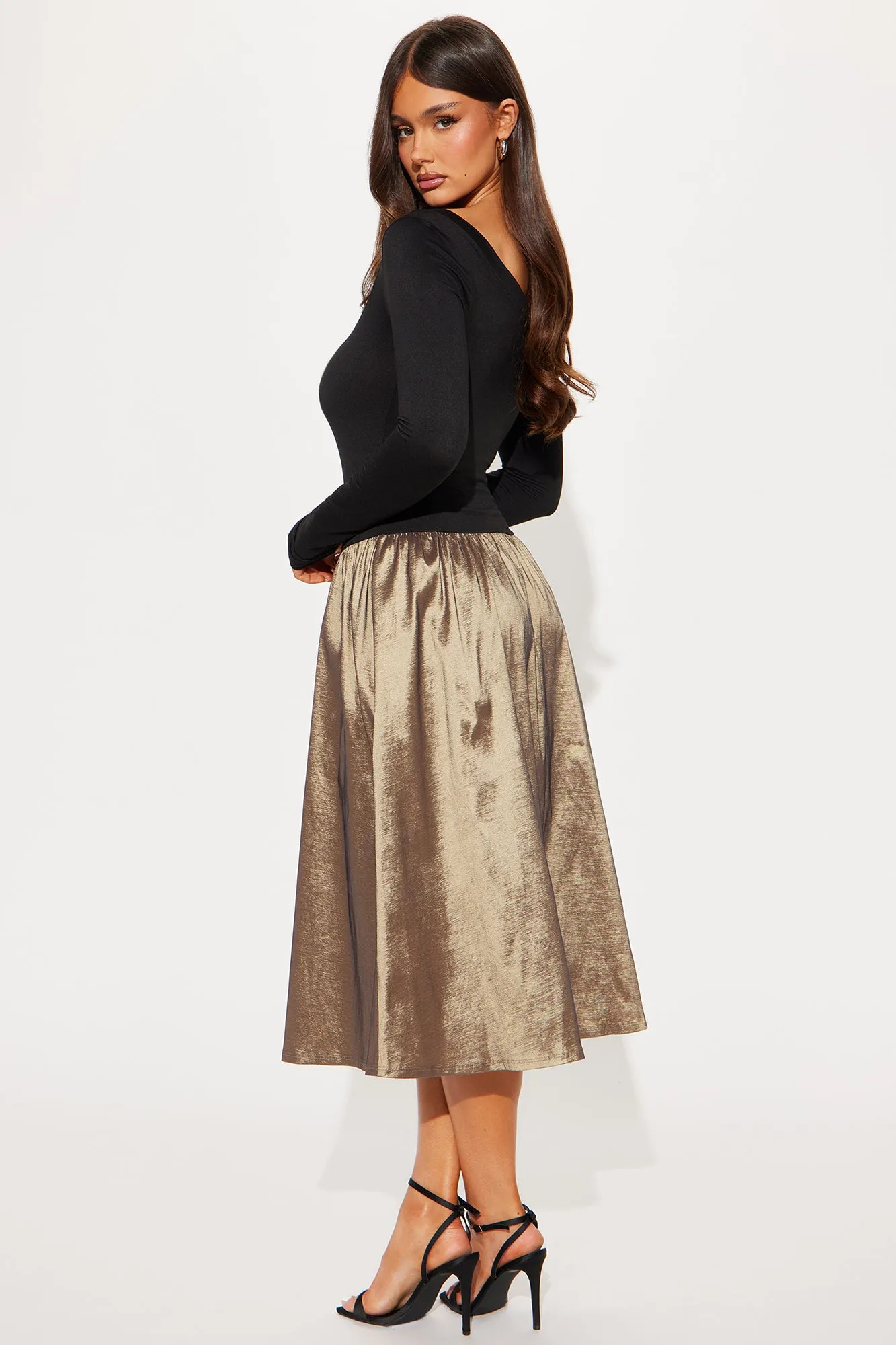 At A Glance Long Sleeve Midi Dress - Black