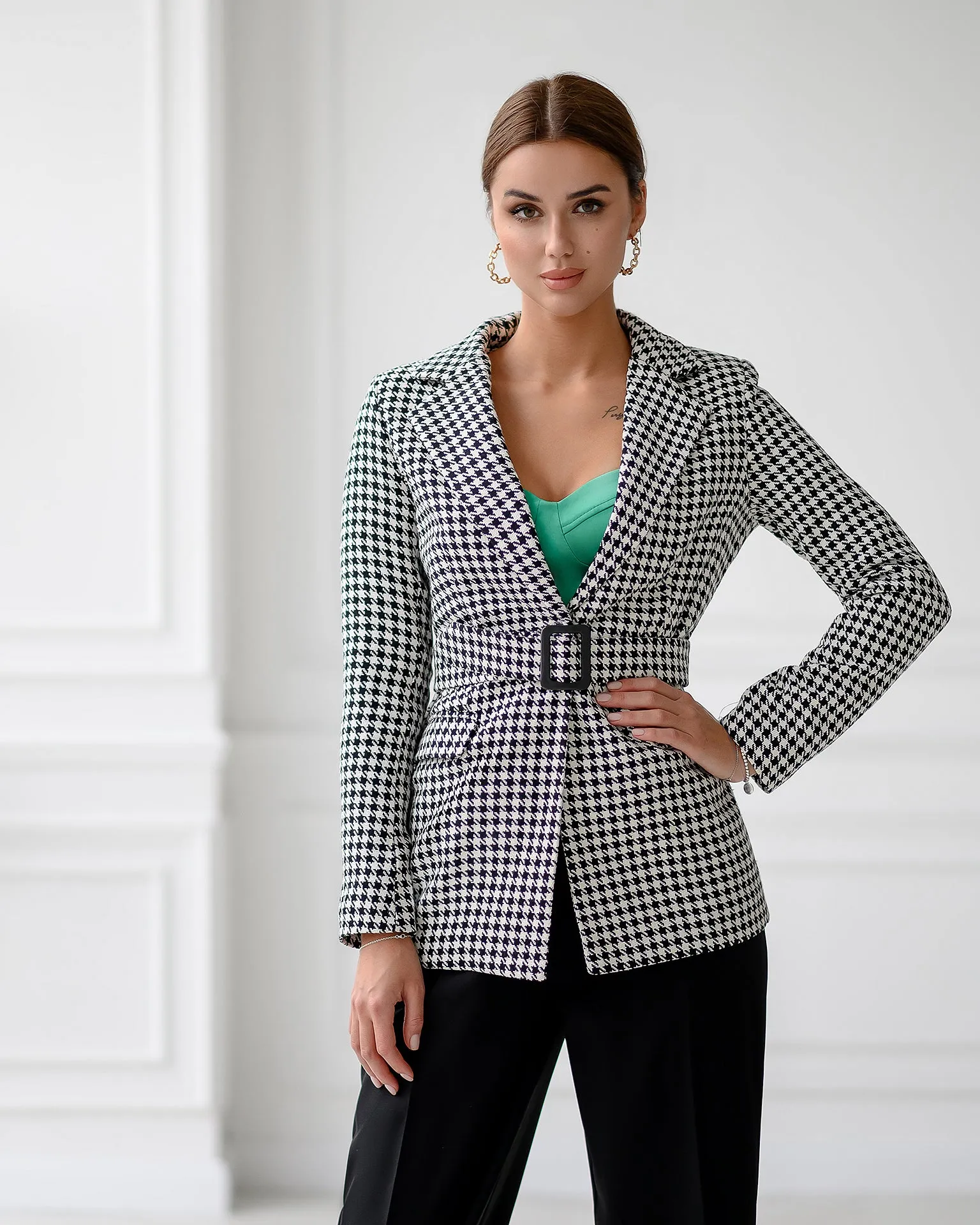 Black Houndstooth Belted Slim-Fit Blazer