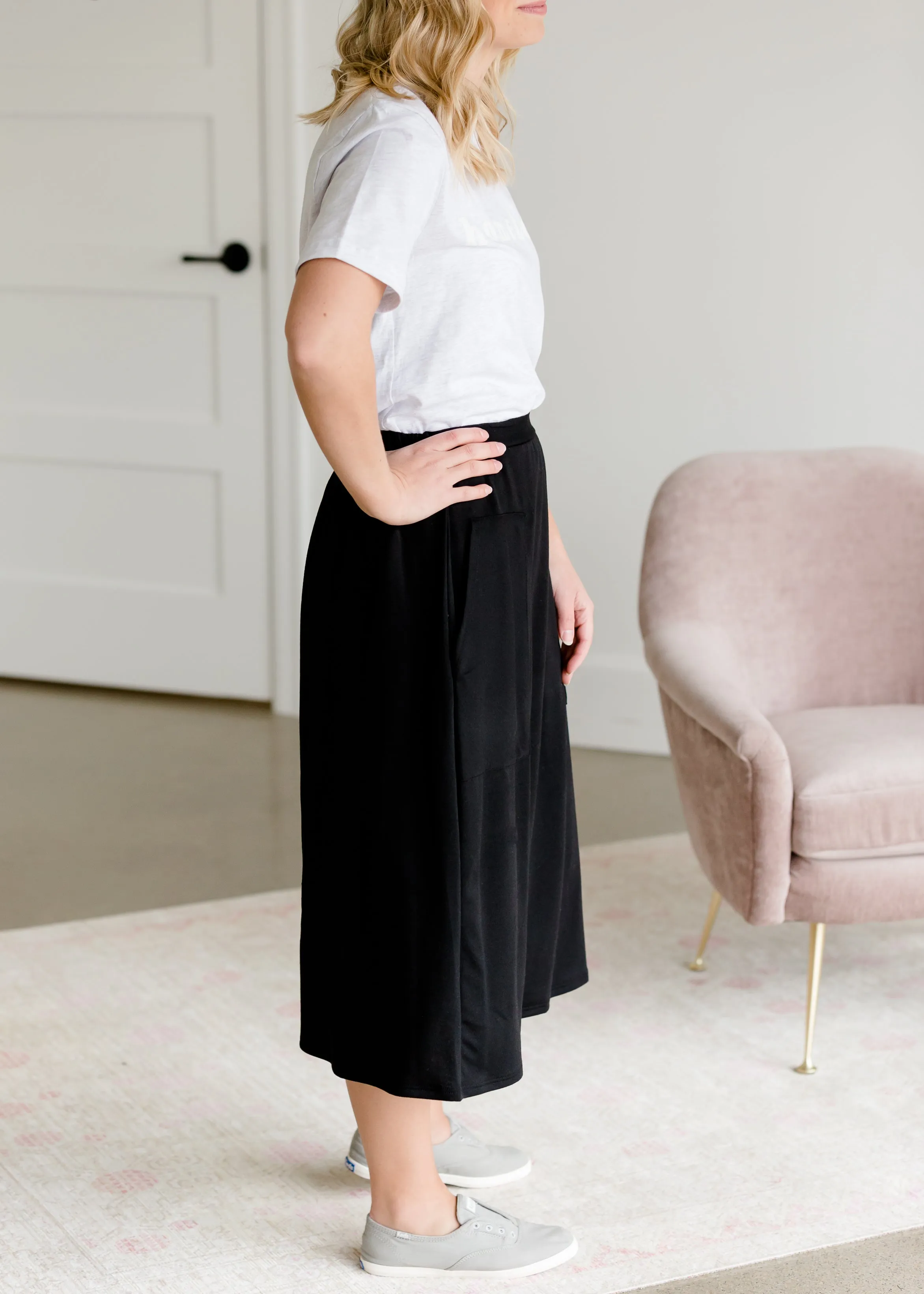 Black Knit Pocket Midi Skirt