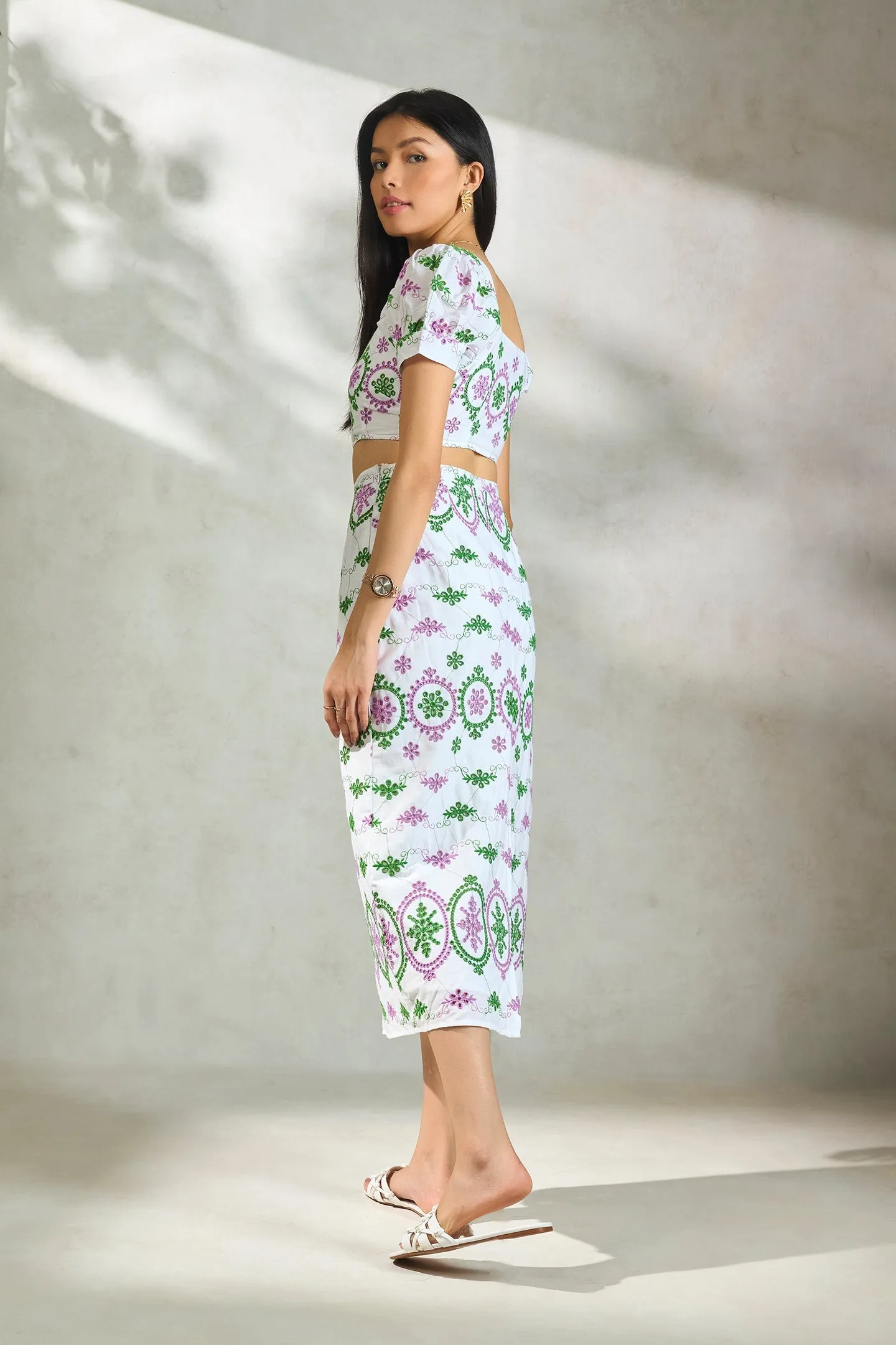 Bryony| Contrast Broderie Anglais Co-ord