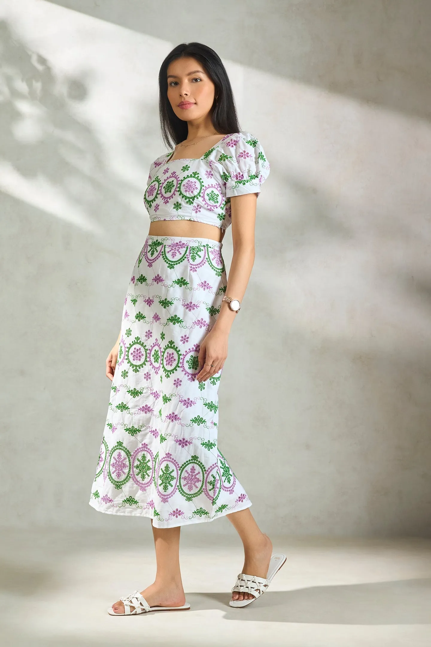 Bryony| Contrast Broderie Anglais Co-ord