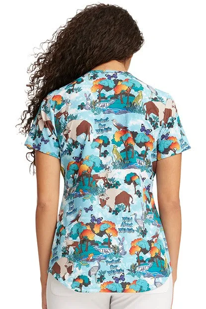 Cherokee Women's V-Neck Print Scrub Top | Wildlife Sanctuary
