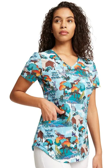 Cherokee Women's V-Neck Print Scrub Top | Wildlife Sanctuary
