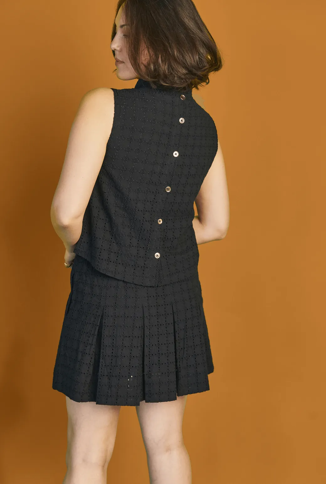 Cropped Sleeveless Mod Top - Black Eyelet