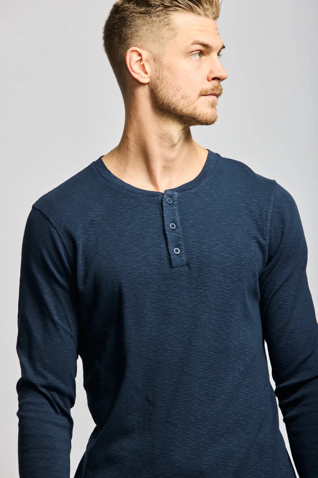 Easy Mondays T Shirt LS Henley Slub Navy