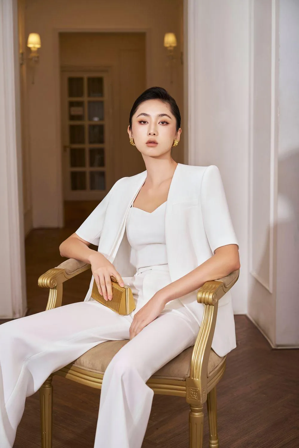 Eugenie Straight Short Sleeved Polyester Blazer