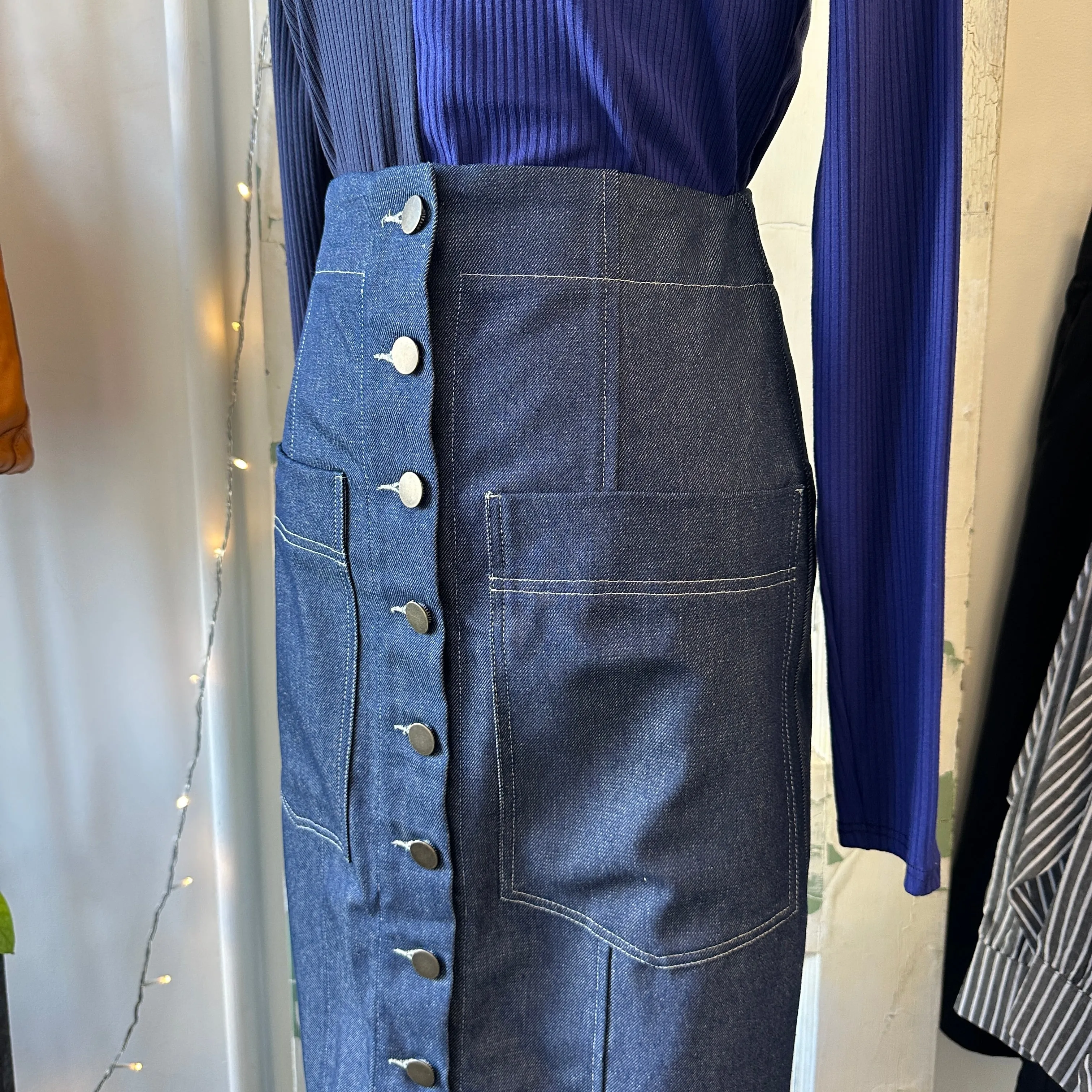 Eve Gravel // Kueva Skirt Denim