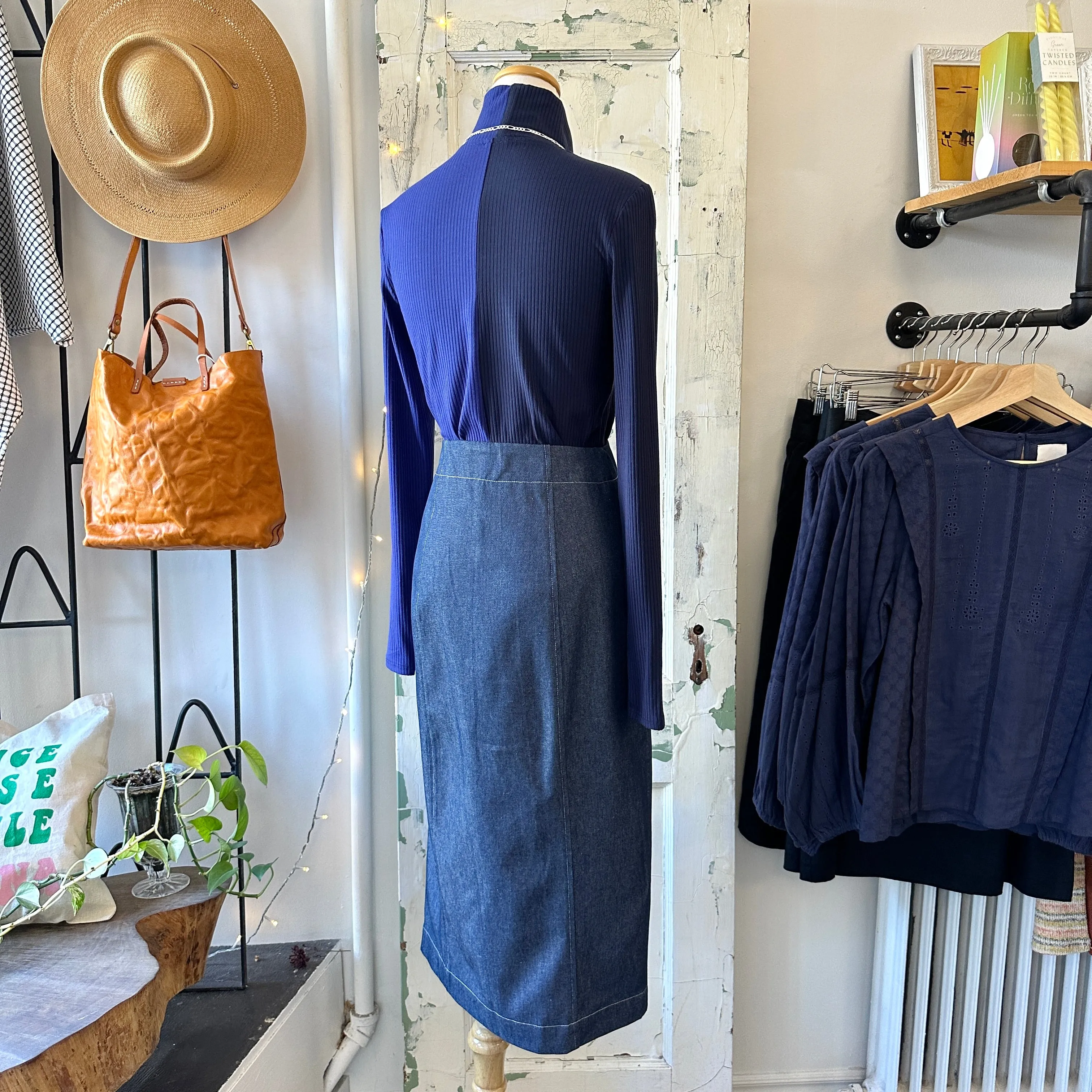 Eve Gravel // Kueva Skirt Denim
