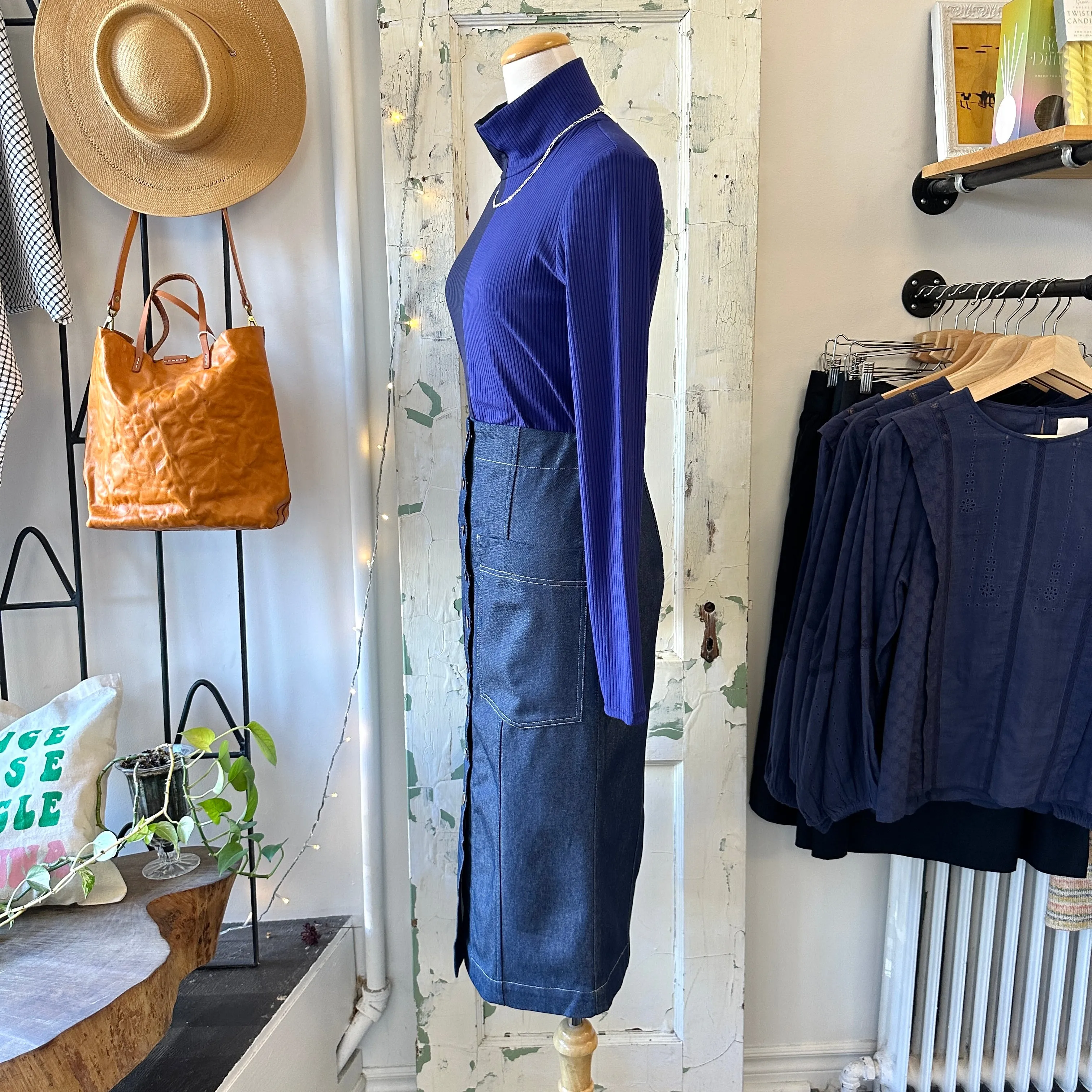 Eve Gravel // Kueva Skirt Denim