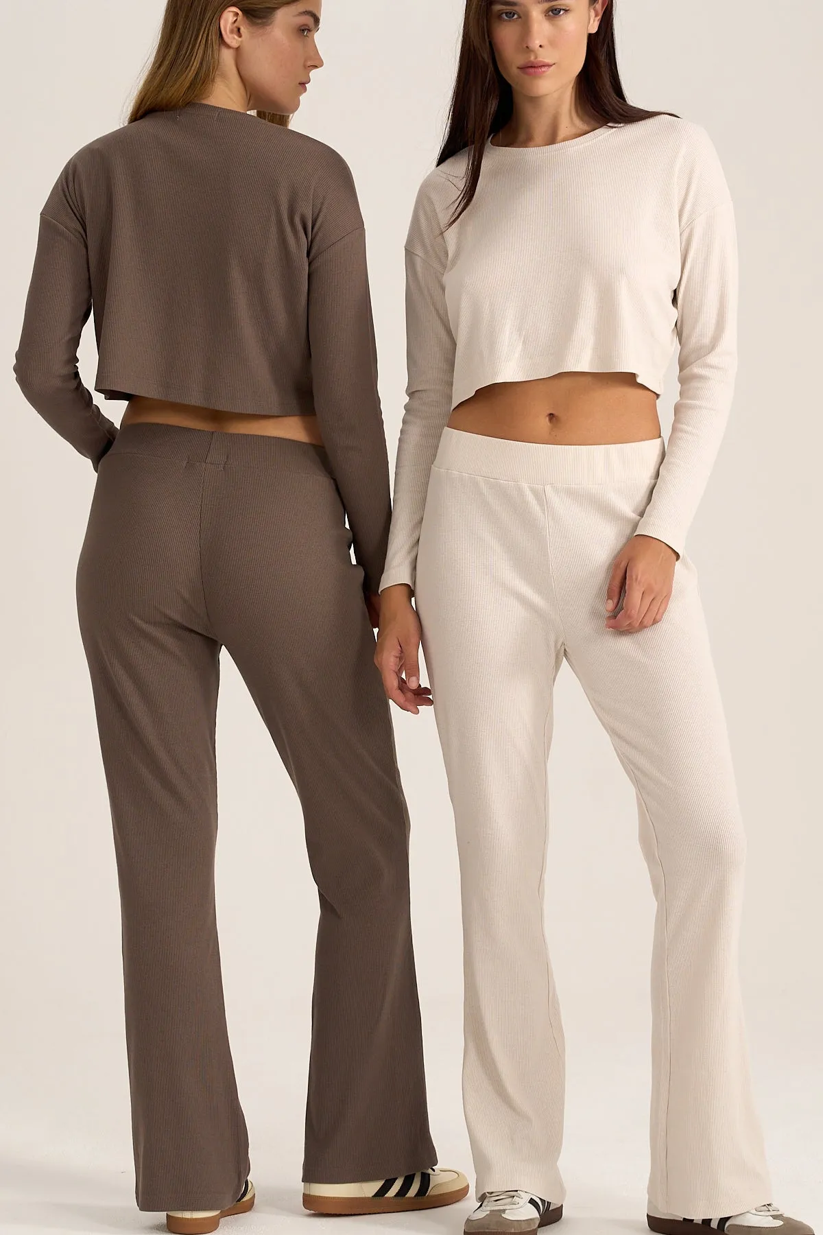 Flared Rib Pants in Brown