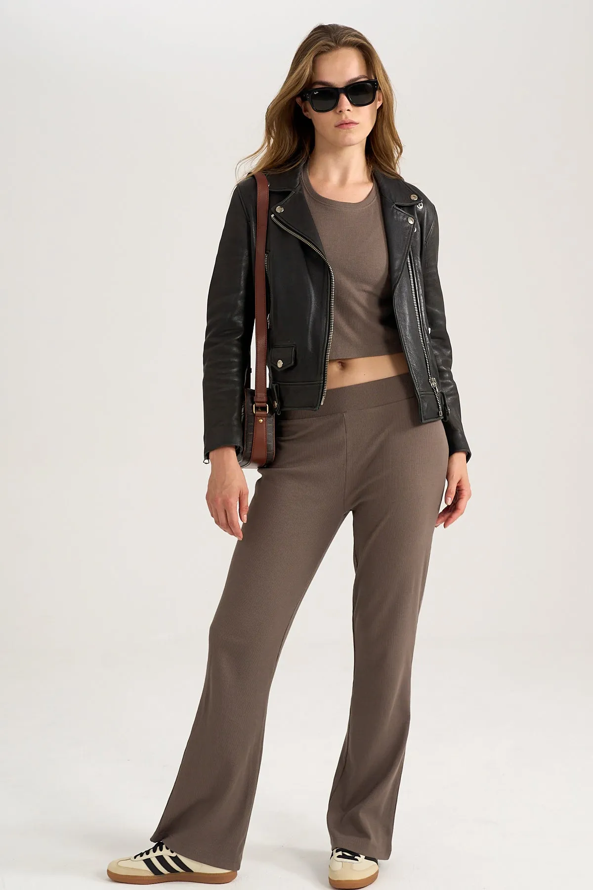 Flared Rib Pants in Brown