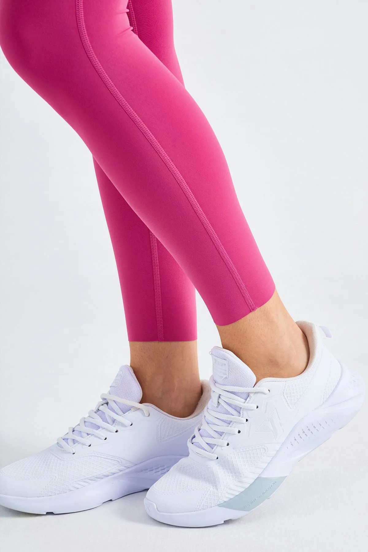 High-Rise Gym Leggings with Pockets