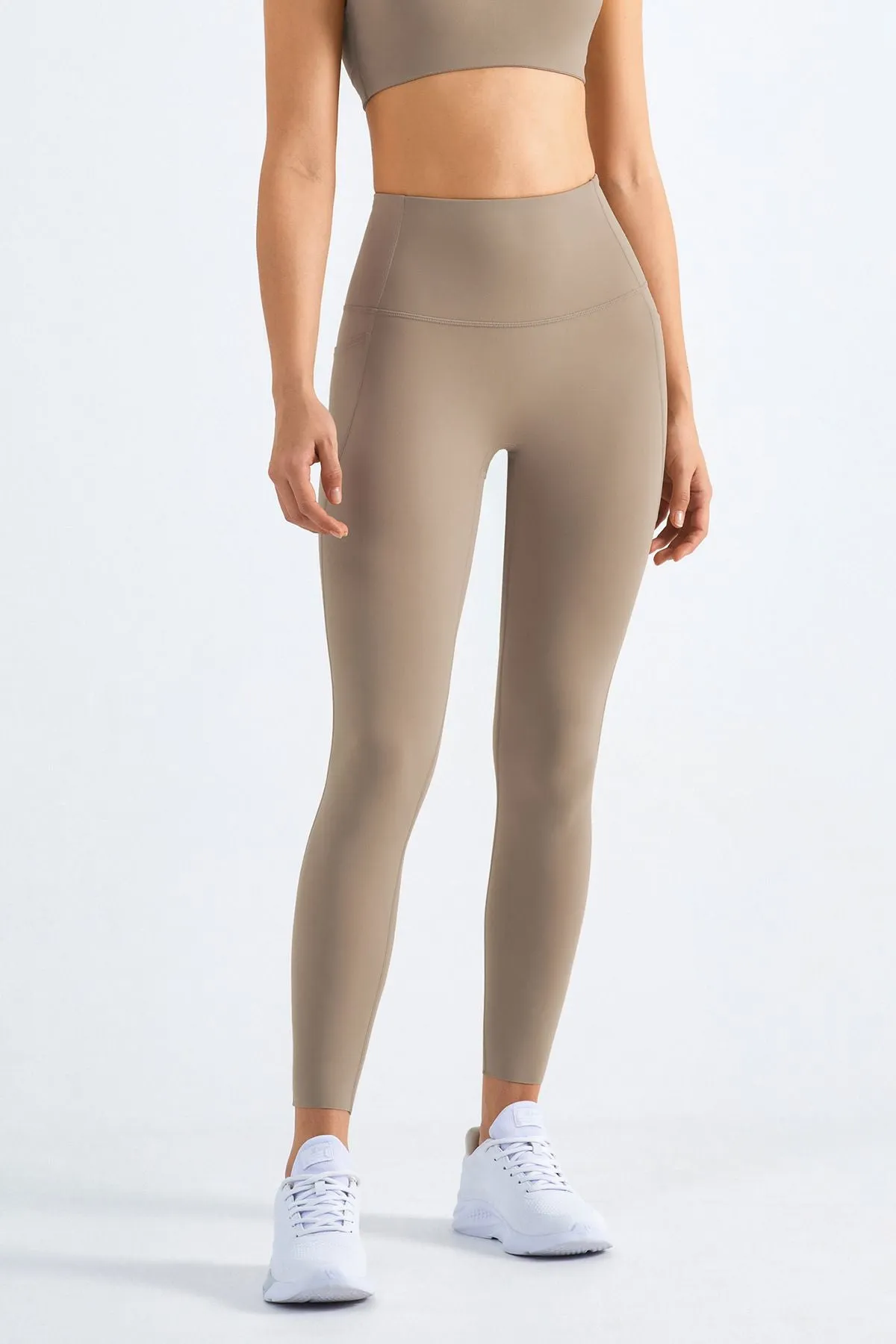 High-Rise Gym Leggings with Pockets