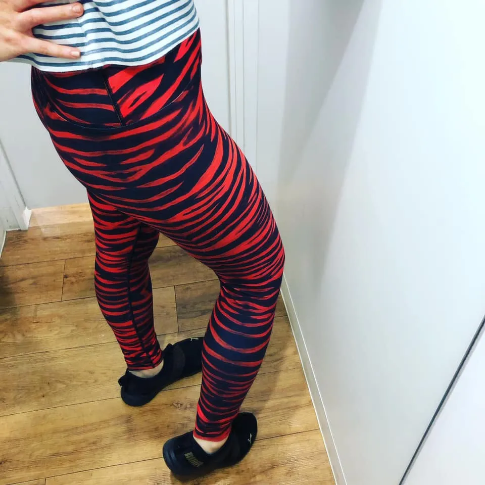 Red Tiger Women's Yoga Leggings, Red Black Tiger Striped Animal Print Gym Tights-Made in USA/EU