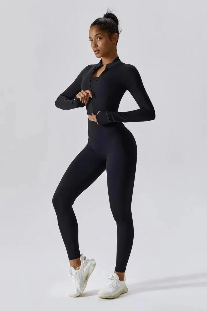 Regina – Thumb holes – Sleek flex jacket