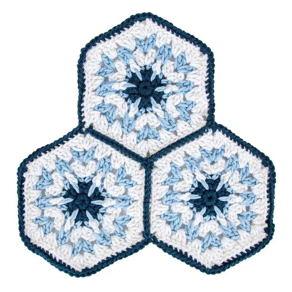 Rustic Snowflake Tree Skirt