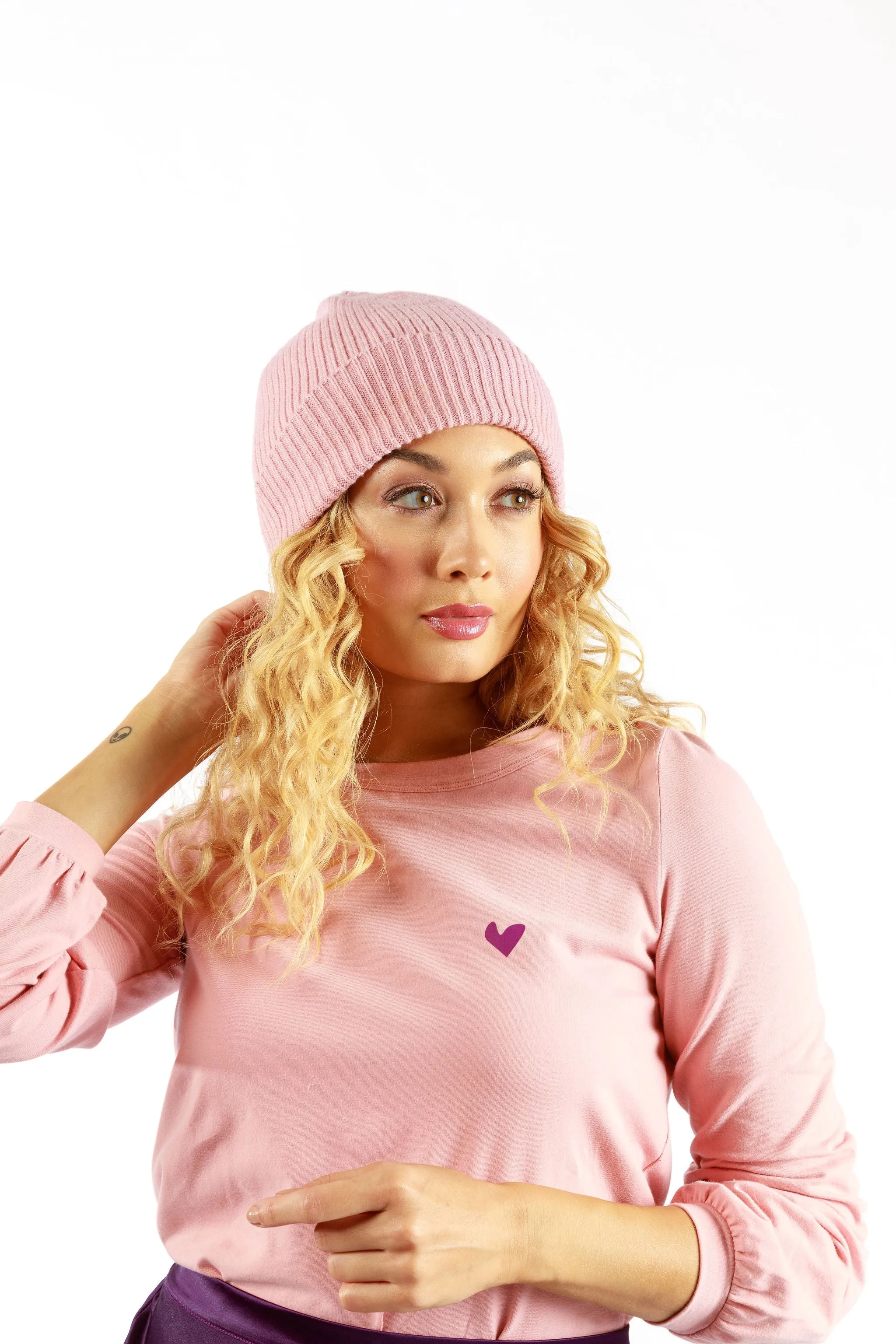 Sugilite Beanie (Pink)