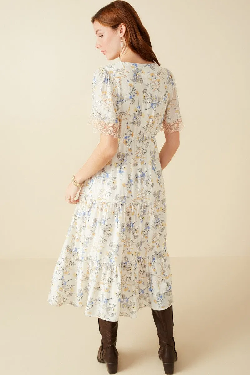 Woman's Lace Detailed Floral Dress 8575
