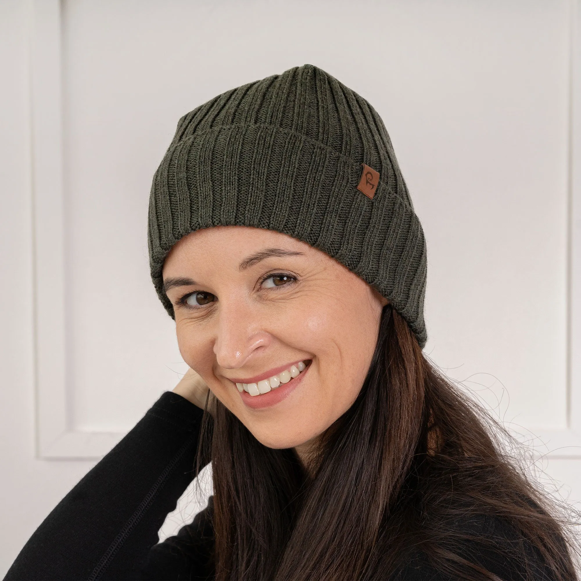 Women's Knit Ribbed Beanie Merino