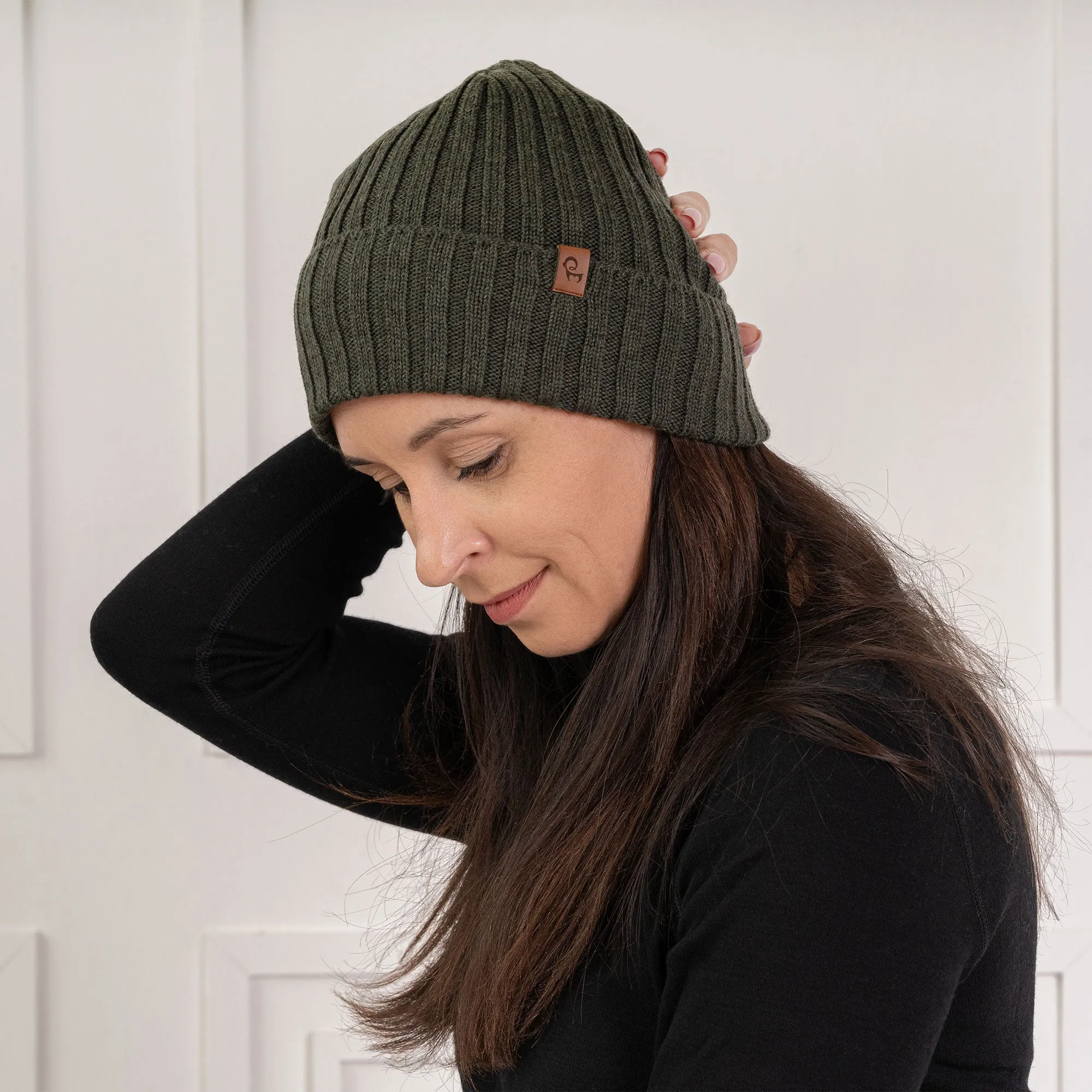 Women's Knit Ribbed Beanie Merino
